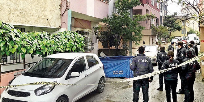 Katilin çok gezen biri olduğu ve sokağa çıkamadığı için bunalıma girdiği iddiası