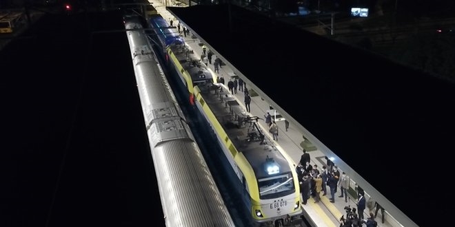 İlk yurt içi yük treni Marmaray'dan geçti