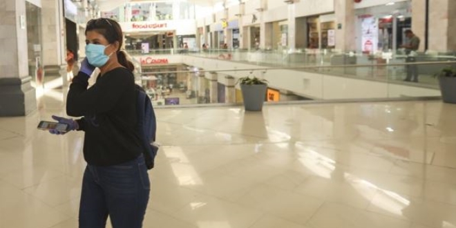 Koronavirüsten korunmada en etkili yöntem maske takmak
