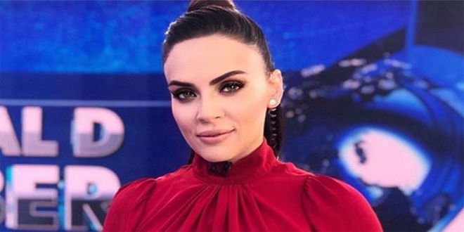 Kanal D sunucusu Buket Aydın istifa etti