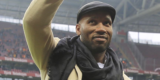 Drogba, son 20 yılın en iyi forveti seçildi