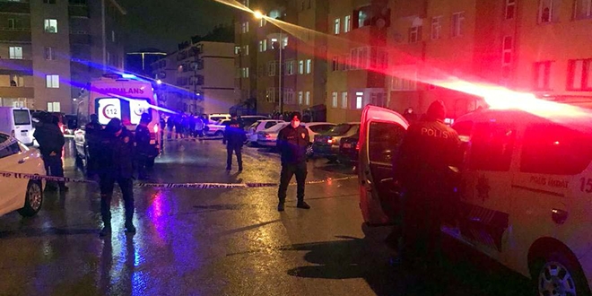 Erzurum'da eski uzman �avu� bald�z� ve bacana��n� �ld�rd�