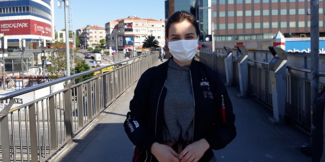 �stanbul'da sa�l�k �al��anlar�n�n toplu ta��ma isyan�