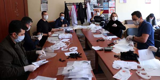 ��retmenler odas�n� sa�l�k��lar i�in siperlik at�lyesine �evirdiler