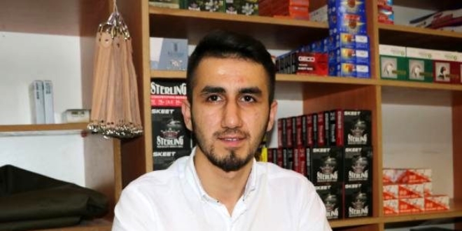 Otomobilini satmak isterken, dolandırıldığını iddia etti
