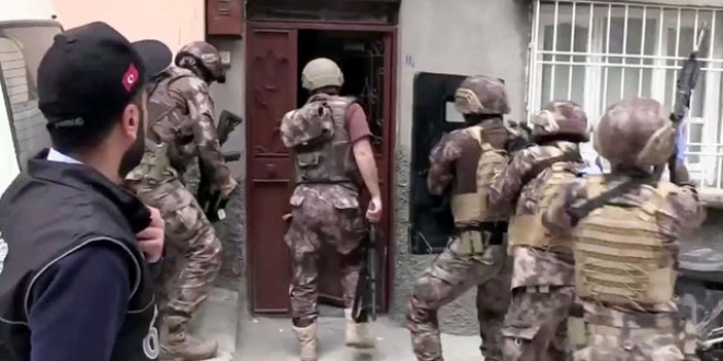 Gaziantep'te özel harekatlı 'torbacı' operasyonu: 17 gözaltı