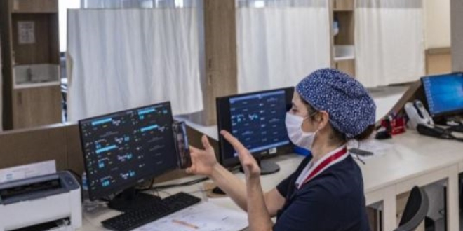 Koronavir�s� yenen Nurten hem�ire'nin bir tek dile�i var