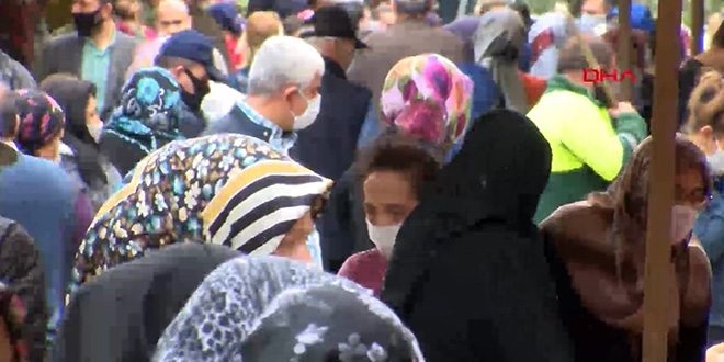 Görüntüler Ankara'dan... İğne atsan yere düşmüyor