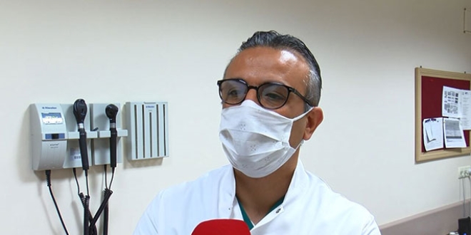Prof. Tezer: Günde elime 40 kez dezenfektan sıkıyorum