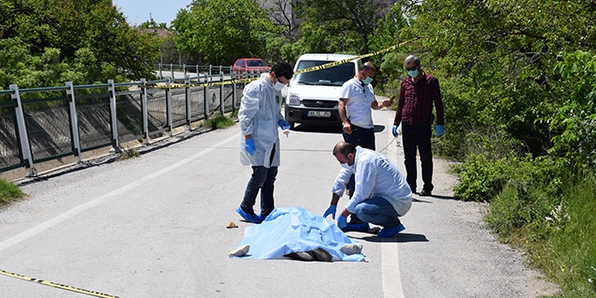 Yolda koşarken hayatını kaybetti
