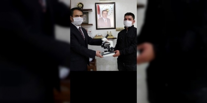 Tıp öğrencisinin CİMER'den mikroskop talebi yerine getirildi