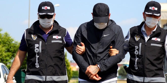 Polisimizi ehit etmilerdi! 74 kiilik ete kertildi