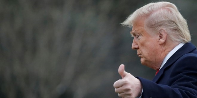 Trump'tan eyalet valilerine 'okulları açın' çağrısı