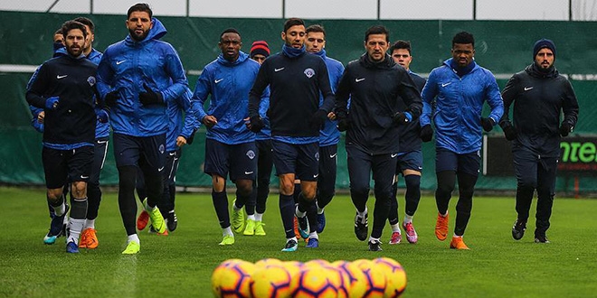 Kasımpaşa'da da 2 futbolcuda koronavirüs çıktı