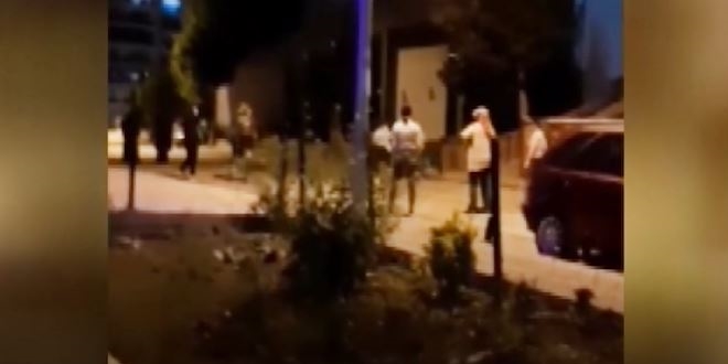 'Yakan top' oynayan gen�ler, polisi g�r�nce evlerine ka�t�