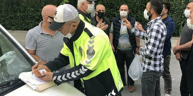 Polisi çileden çıkardılar... 3 kez ceza yediler, yine yakalandılar