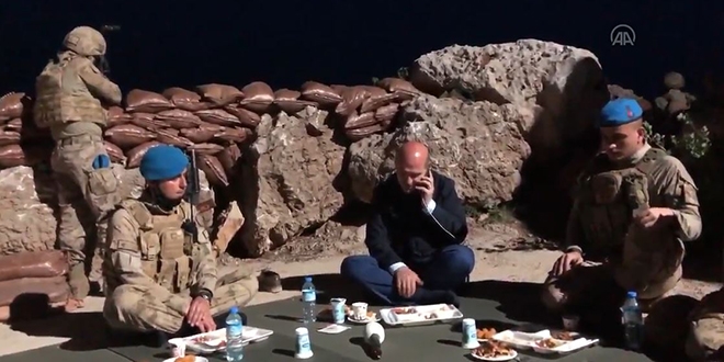 Erdoğan, askerlerle iftar yapan Bakan Soylu'yu aradı