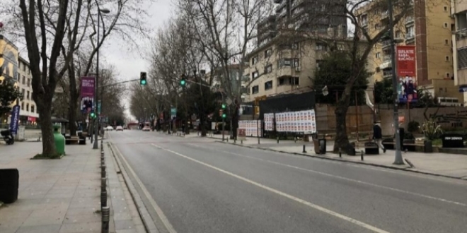 15 şehri kapsayan sokağa çıkma kısıtlaması sona erdi