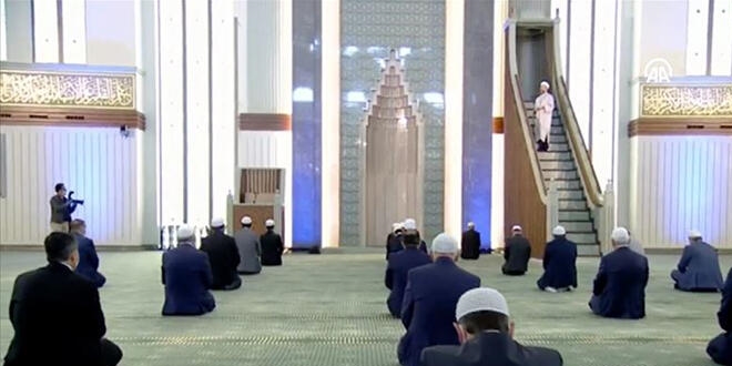 Namaz rehberi için gözler Bilim Kurulu'nda