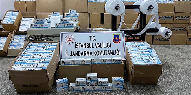 Kaçak üretilen 800 bin maskeye el konuldu