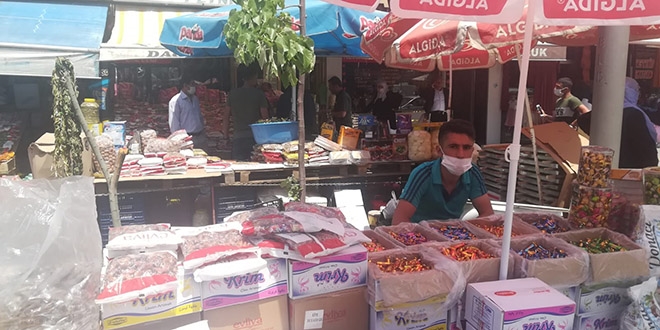 Bayram şekeri tezgahta kaldı