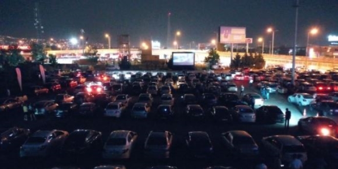 İki ilde yapılmıştı, bir ilde daha 'arabada sinema' etkinliği