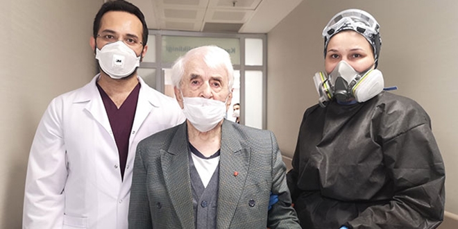 91'lik Hilmi dede immün plazmayla koronayı yendi