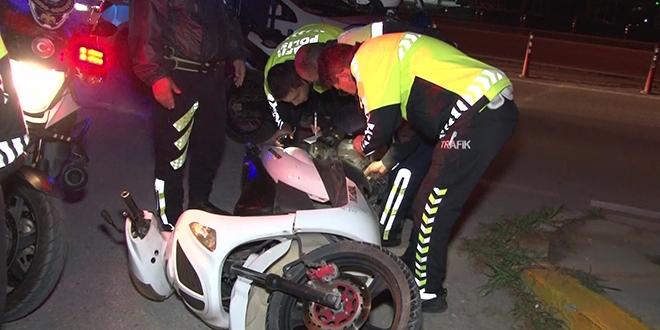 Hurda motosikletle sokağa çıktı 12 bin TL ceza yedi