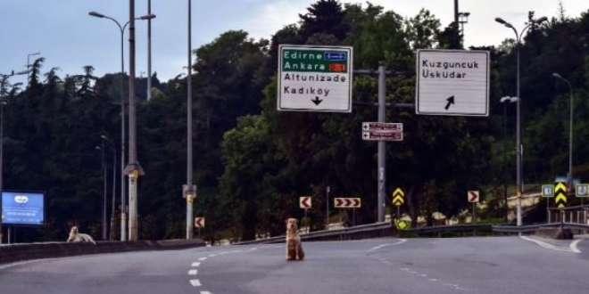 Bayram�n ilk g�n�nde �stanbul'a sessizlik hakim