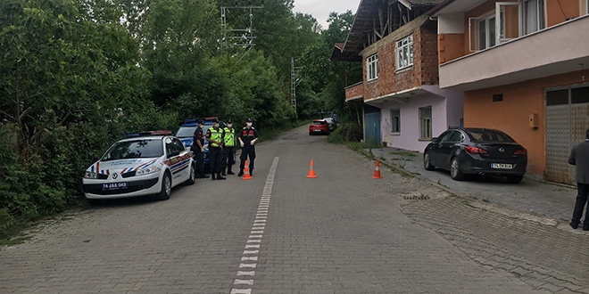 Komşular birbirine girdi: 2 ölü, 3 yaralı