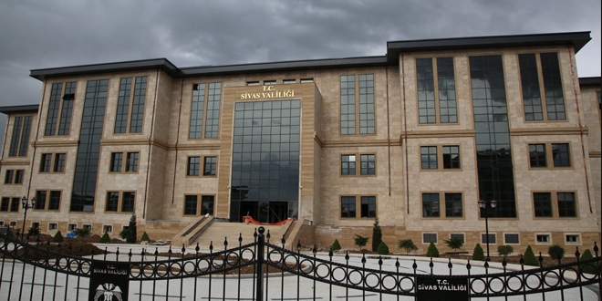 Sivas Valiliğinden esprili 'geçmiş bayram' ziyareti uyarısı