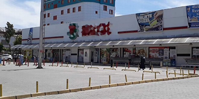 Bir çalışan koronavirüsten öldü, market karantinada