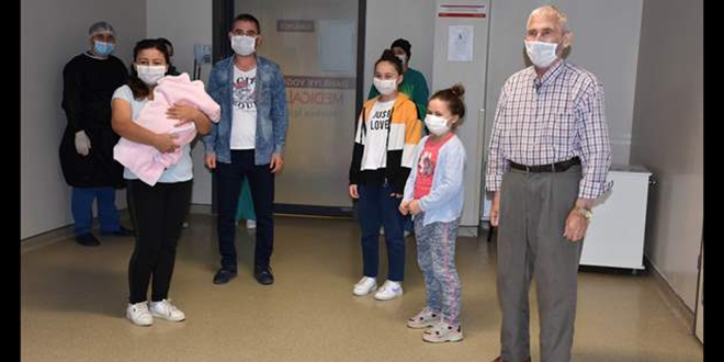 27 g�nl�k bebekten 73 ya��ndaki dedeye 8 ki�ilik aile vir�s� yendi