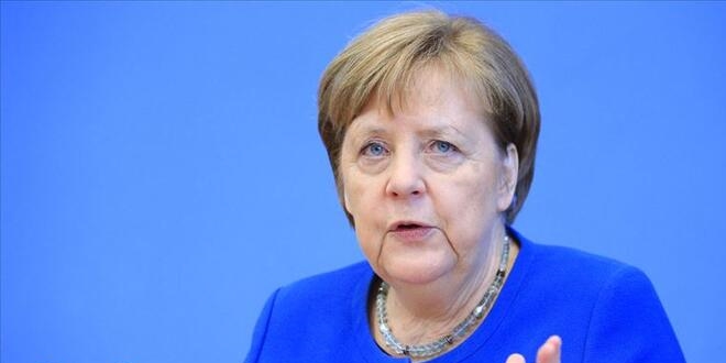 Merkel: A veya ila henz yok, hala salgnn bandayz