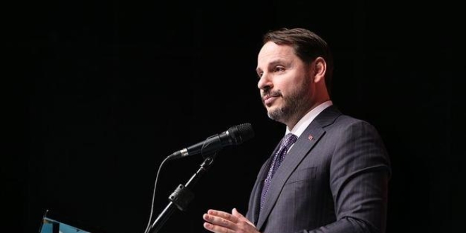 Albayrak'tan uzun vadeli konut kredisi açıklaması