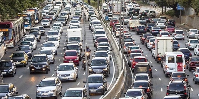 Trafik sigortasında zam yarı yarıya azaldı
