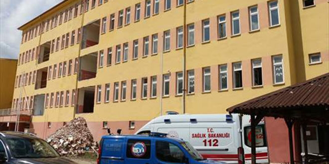 Okul inşaatından düşen işçi hayatını kaybetti: 2 gözaltı