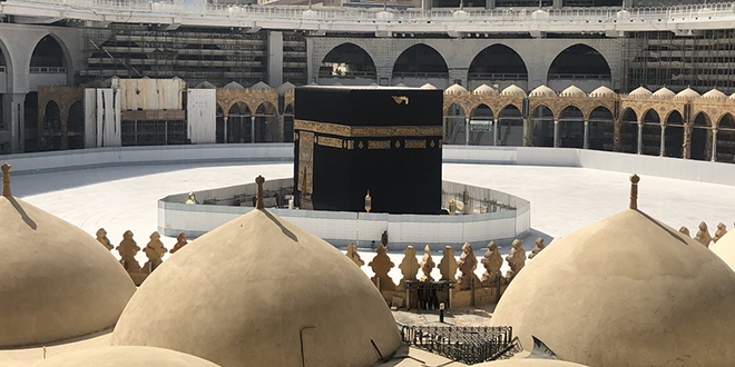 Umre ve Mescid-i Haram'a ziyaret yasağı devam edecek