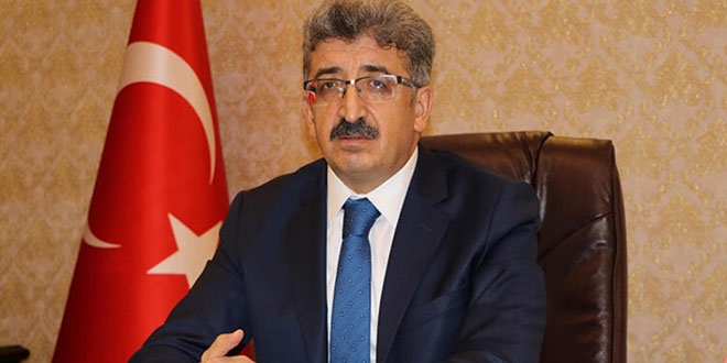 Van Valisi: Gizli taziyelere katılanlar yüzünden vakalar arttı