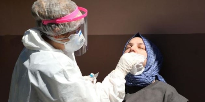 Çay üreticileri ve işçilerine test yapılmaya devam ediliyor