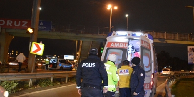 Yunus ekibine zanlıların minibüsü çarptı: 2'si polis 7 yaralı