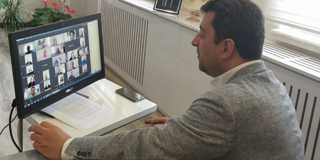 'Rehber öğretmen okulun dışa bakan yüzüdür'