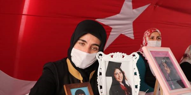 Diyarbak�r annelerinin evlat n�beti devam ediyor