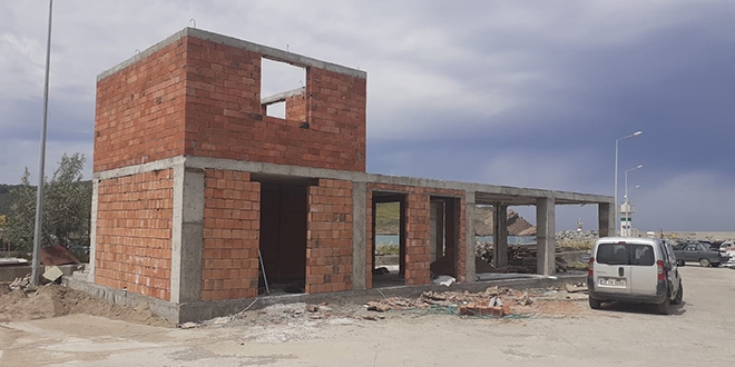Gökçeada Belediyesinin kaçak yapı inşa ettiği iddiası
