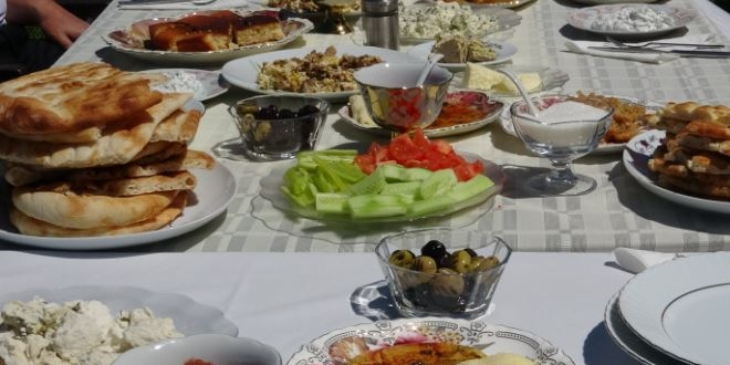 Dünya Van kahvaltısını konuşuyor