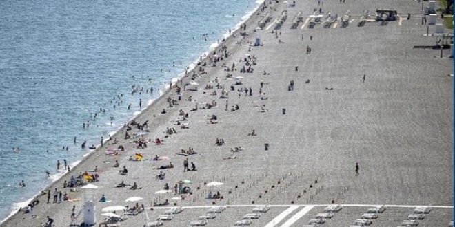 Hafta sonunu frsata eviren vatandalar sahillere kotu