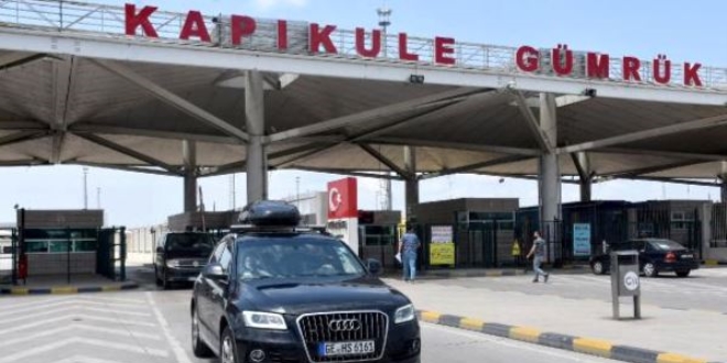 Yurt dışından gelecek vatandaşlara 'nakit para' uyarısı
