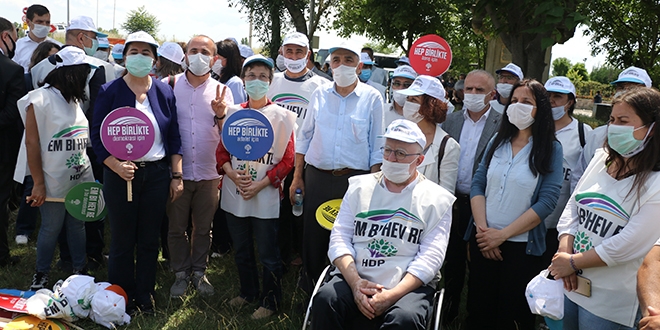 HDP heyeti 4 km'den fazla yaklaştırılmadı