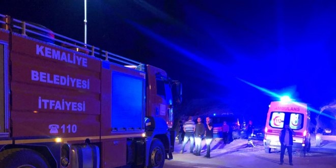 Erzincan'da feci kaza: 4 �l�, 3 yaral�, 1 kay�p