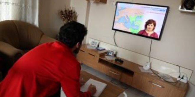 Yay�nevlerinden uzaktan e�itime online i�erik deste�i